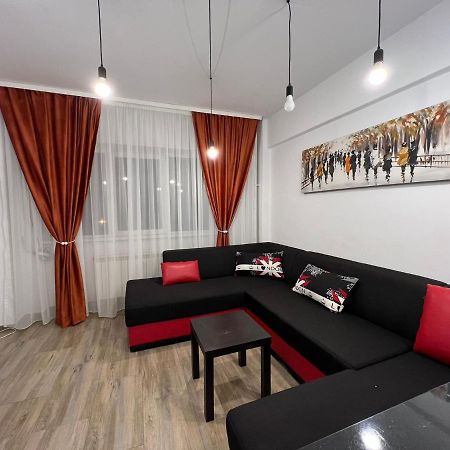 First Studio Bukarest Exterior foto
