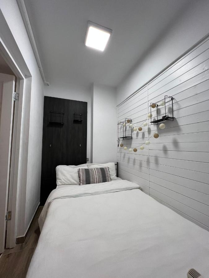 First Studio Bukarest Exterior foto