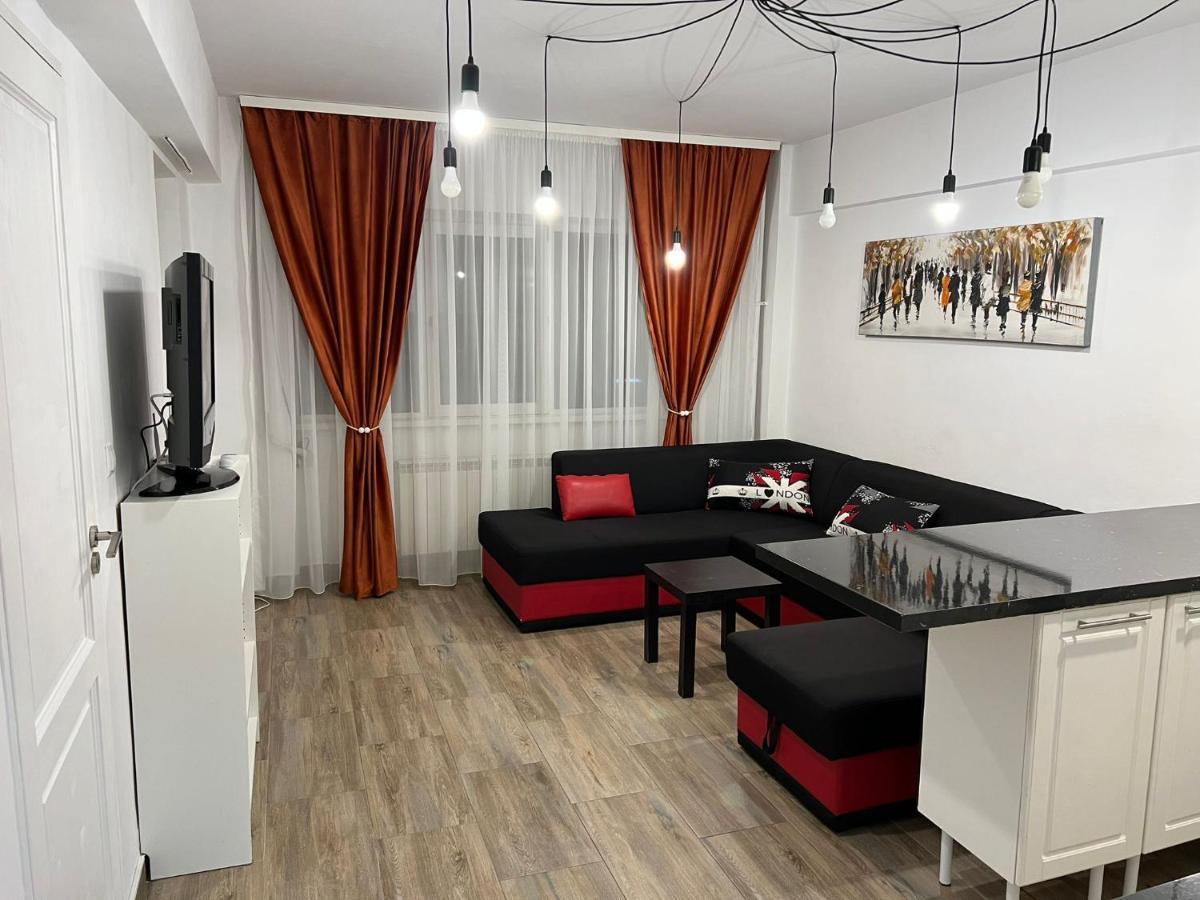 First Studio Bukarest Exterior foto