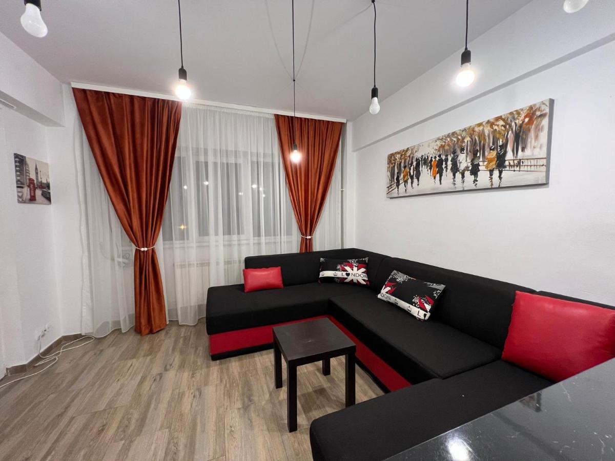 First Studio Bukarest Exterior foto